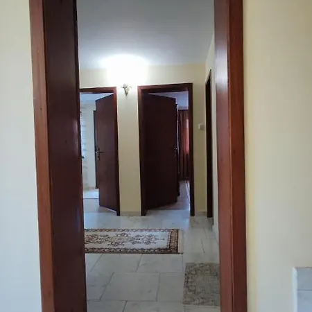 росен * Νεσέμπαρ